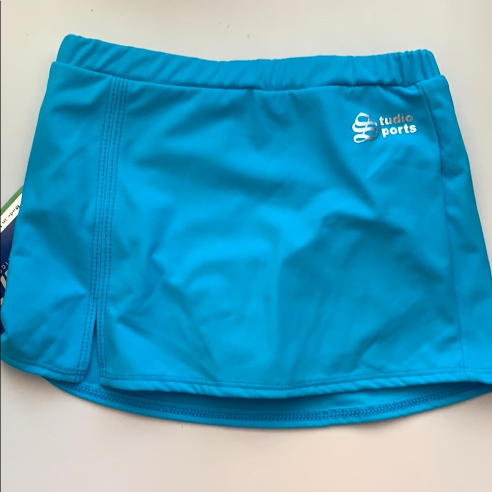 NEW Figure skating skirt, size CS